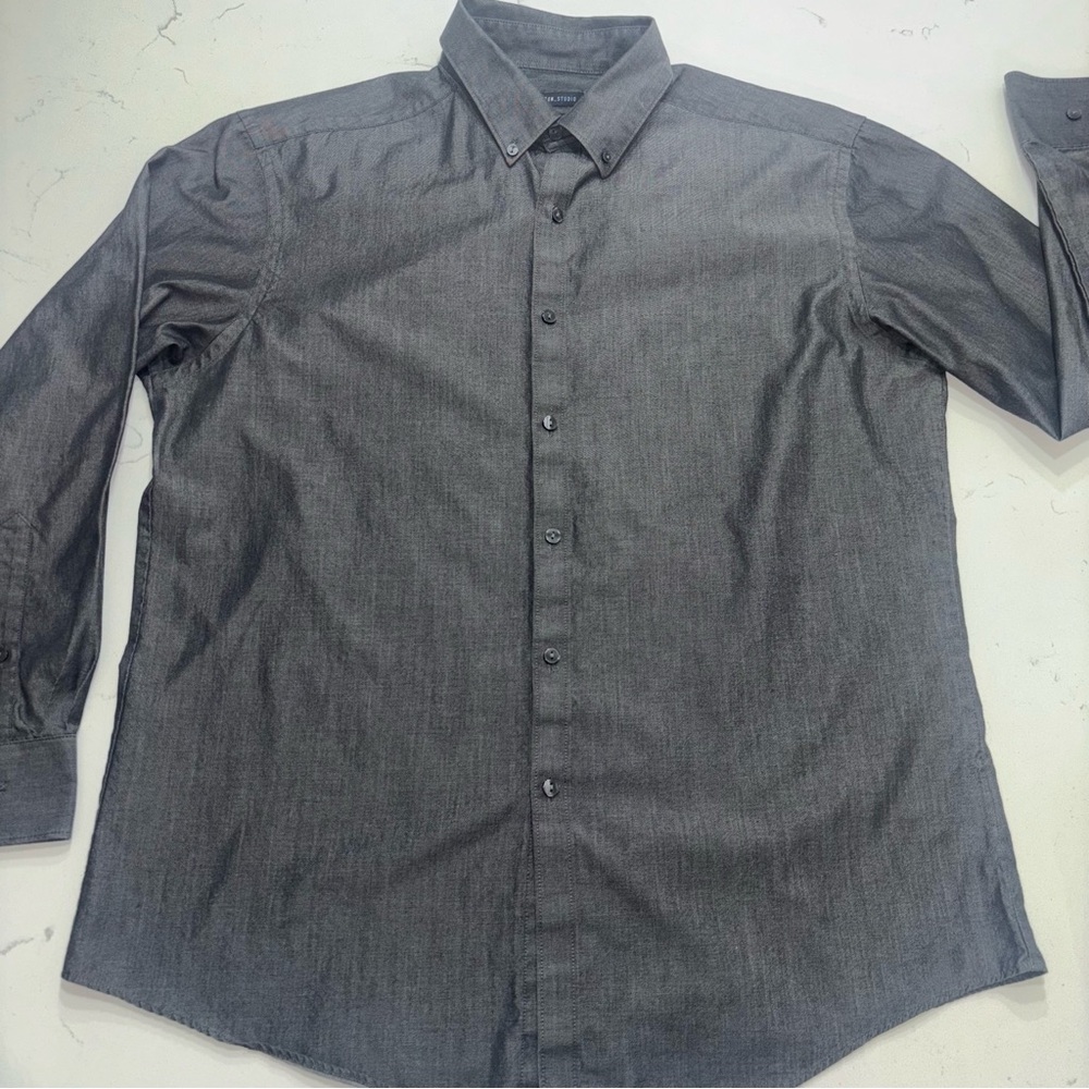 Van Heusen Grey Men's Button-Down Shirt - Slim Fit, 16-16 1/2, 32/33